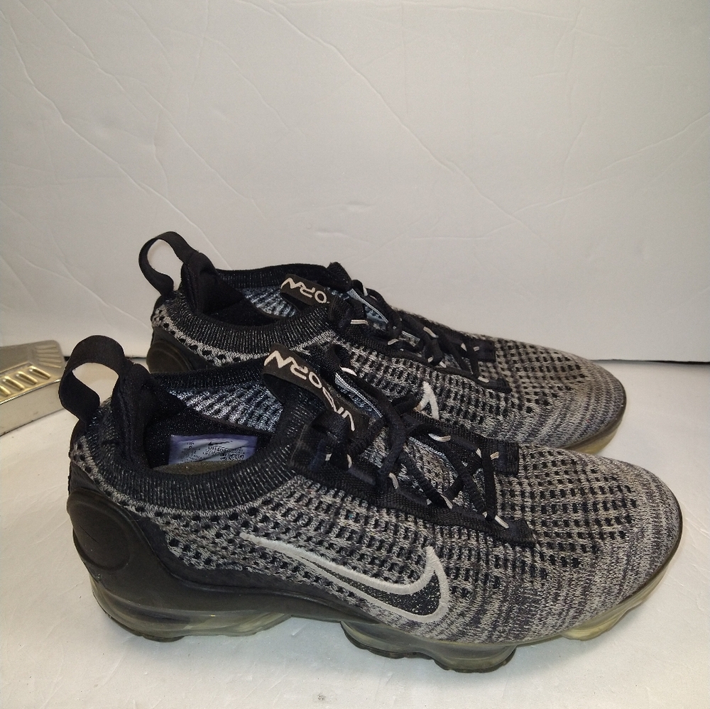 Nike Air VaporMax 2021 Flyknit Oreo Shoes Women's sz 6 (DH4088-003)